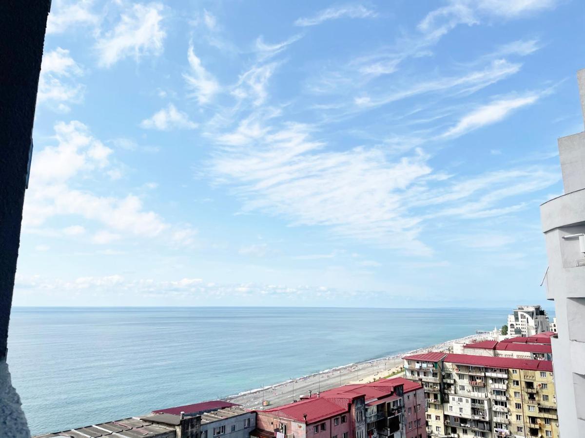 Апартаменты Beautiful Horizon First Line Батуми Экстерьер фото